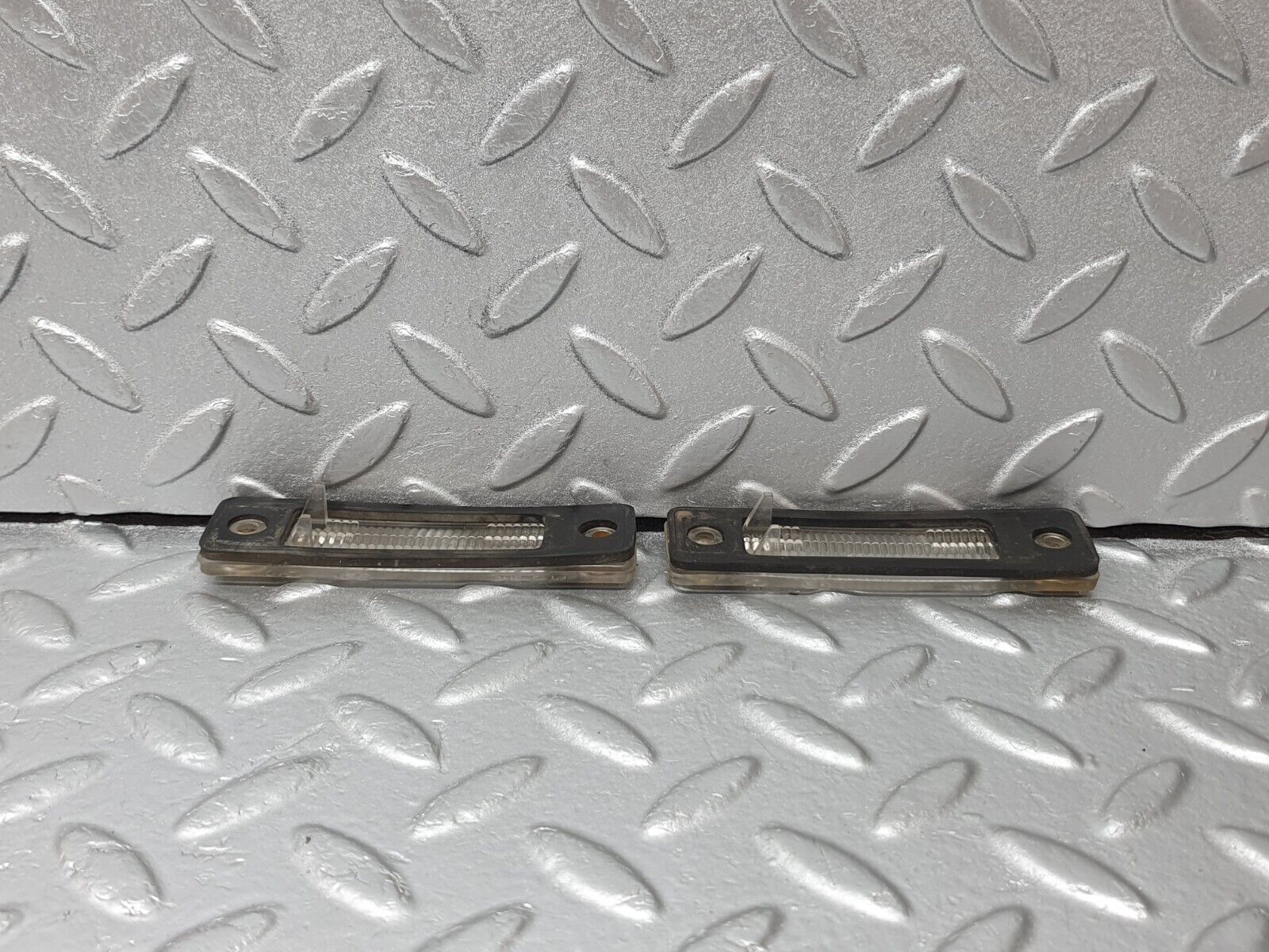 43058 Mercedes-Benz R107 Number Plate Light Lenses