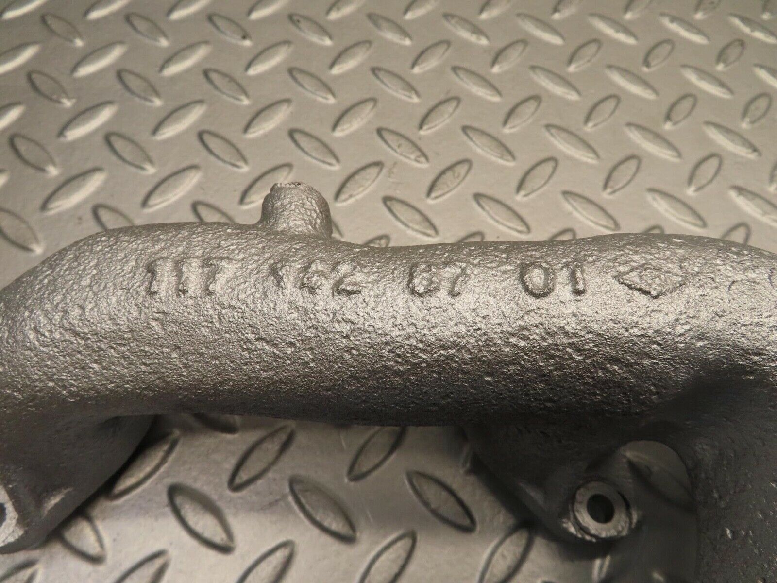 11762 Mercedes-Benz R107 450SL Exhaust Manifold Right 1171428701