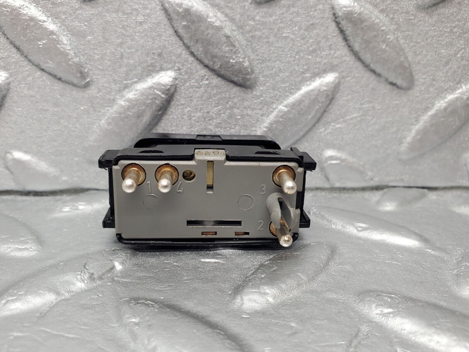 46921 Mercedes-Benz R129 320SL Coupe Right Door Window Switch 1298201410