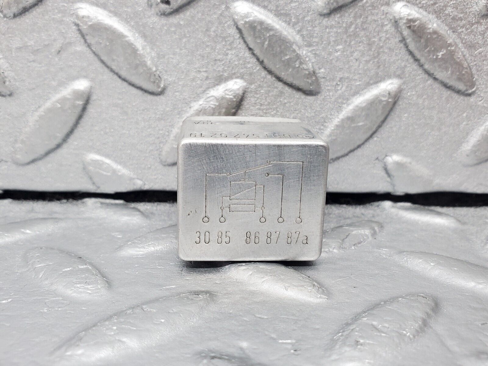 45535 Mercedes-Benz W126 420SE Multi Purpose Relay 0015420219