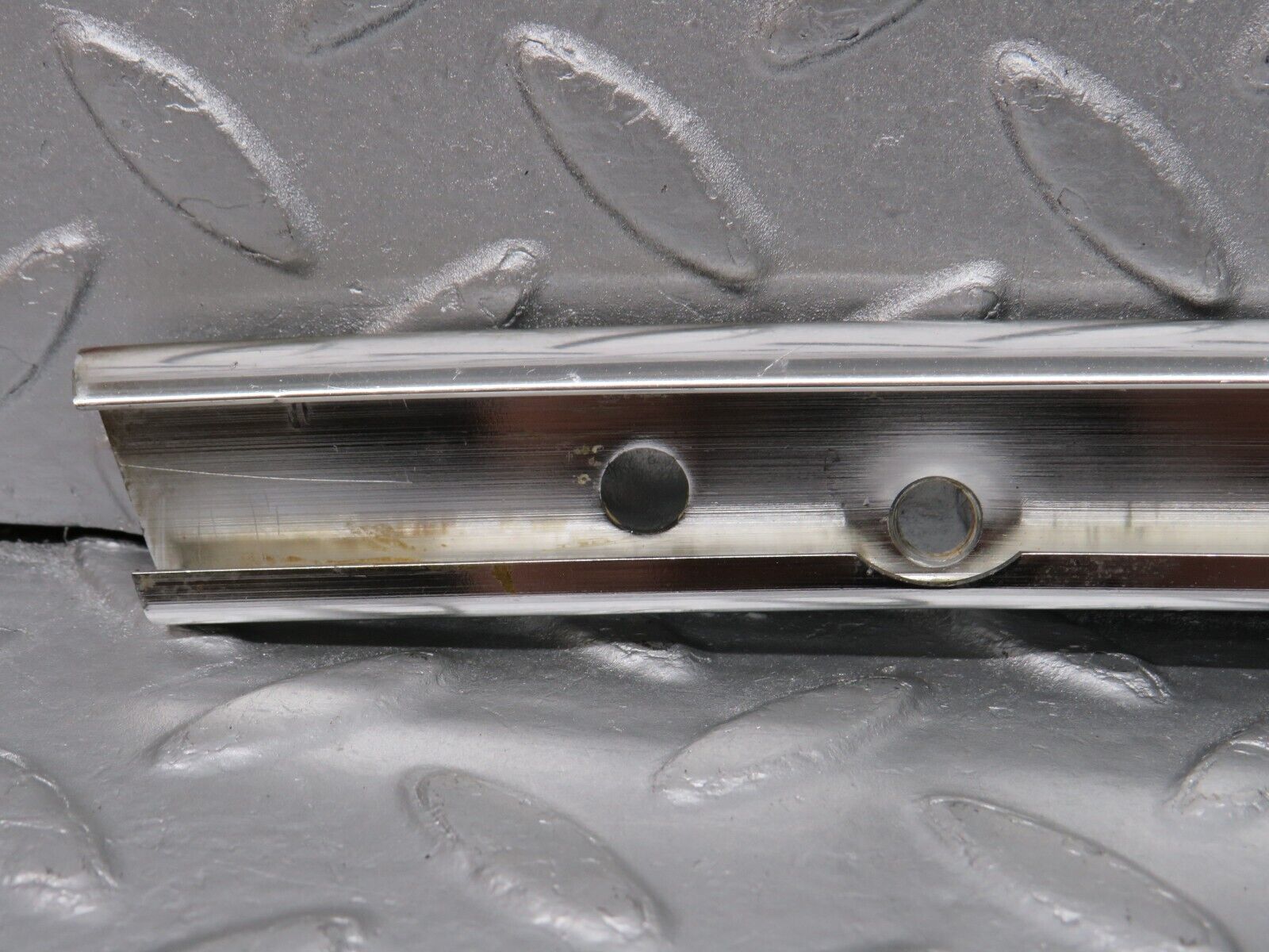 39857 Mercedes-Benz R107 350SL Hardtop B Pillar Chrome Trim Right Side