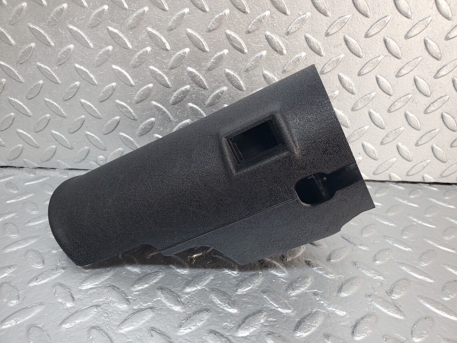 45568 Mercedes-Benz W126 420SE Steering Column Surround Cover 1264624723