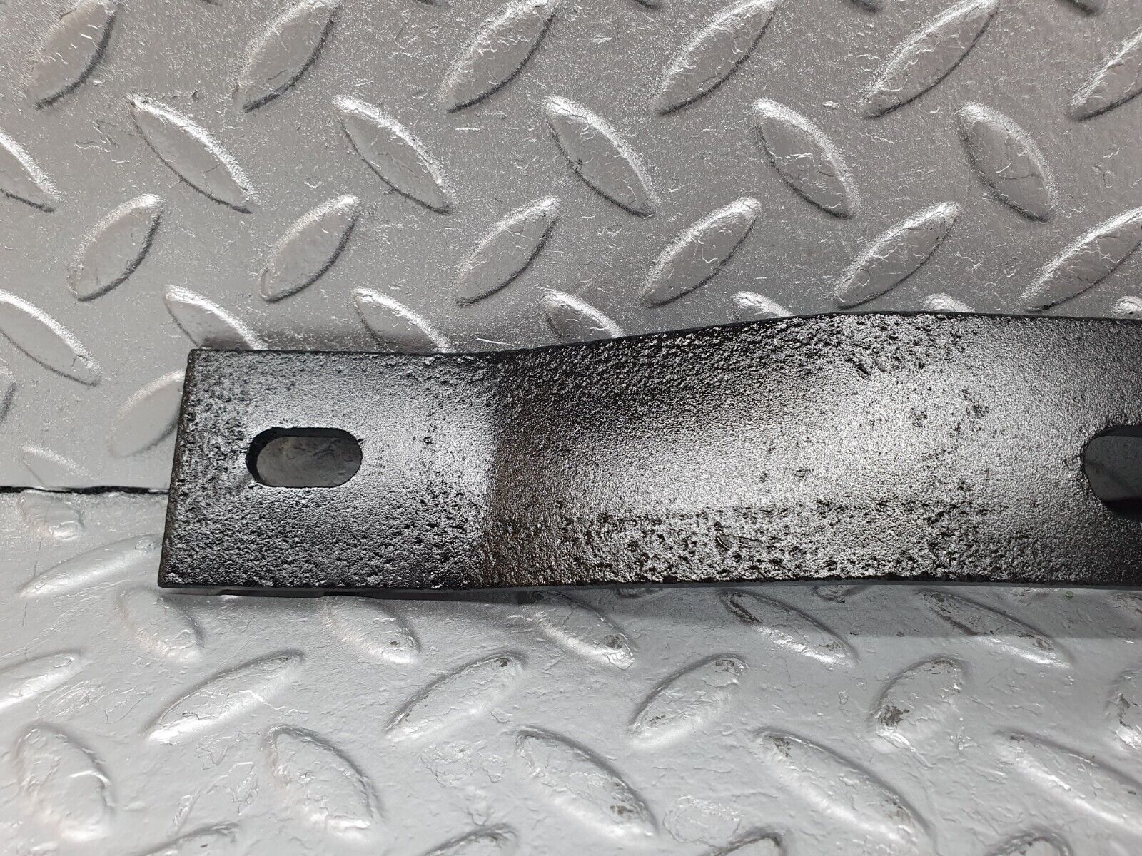 43169 Mercedes-Benz W108 280SE Front Right Bumper Bracket