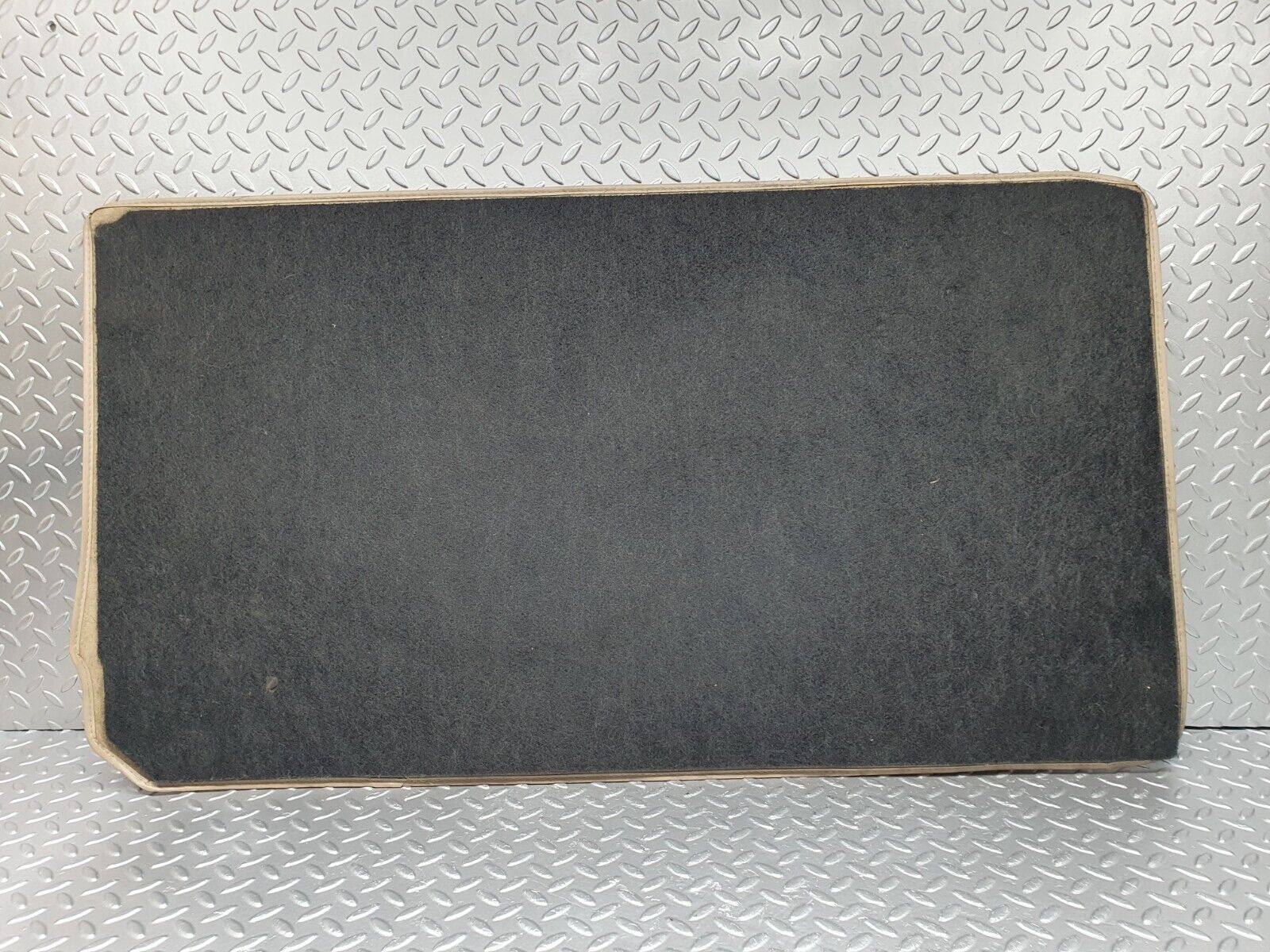 42260 Mercedes-Benz R129 320SL Coupe Trunk Boot Floor Carpet Beige