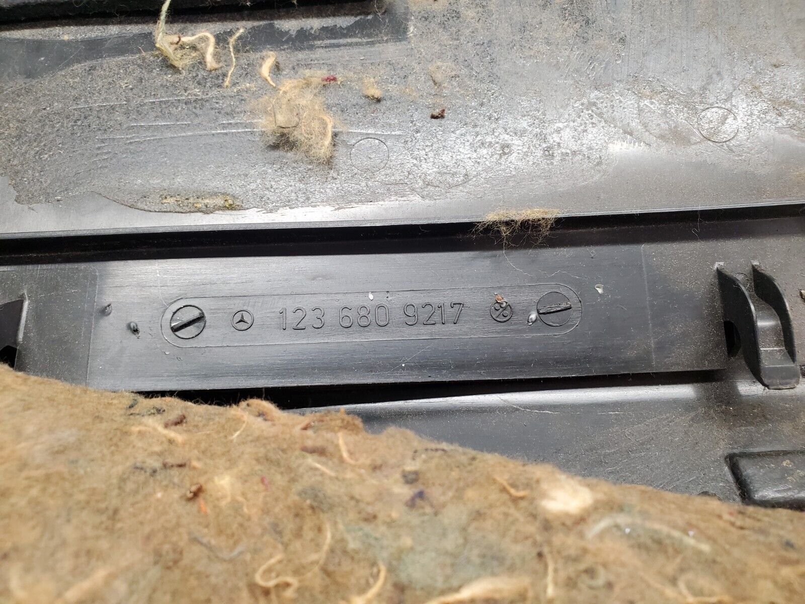 46365 Mercedes-Benz C123 280CE Coupe Under Dash Panel Right Black 1236892208 1236809217