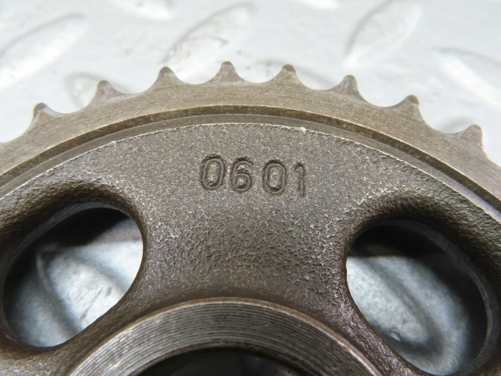 15668 Mercedes-Benz R107 450SL Camshaft Timing Gear 1160520601