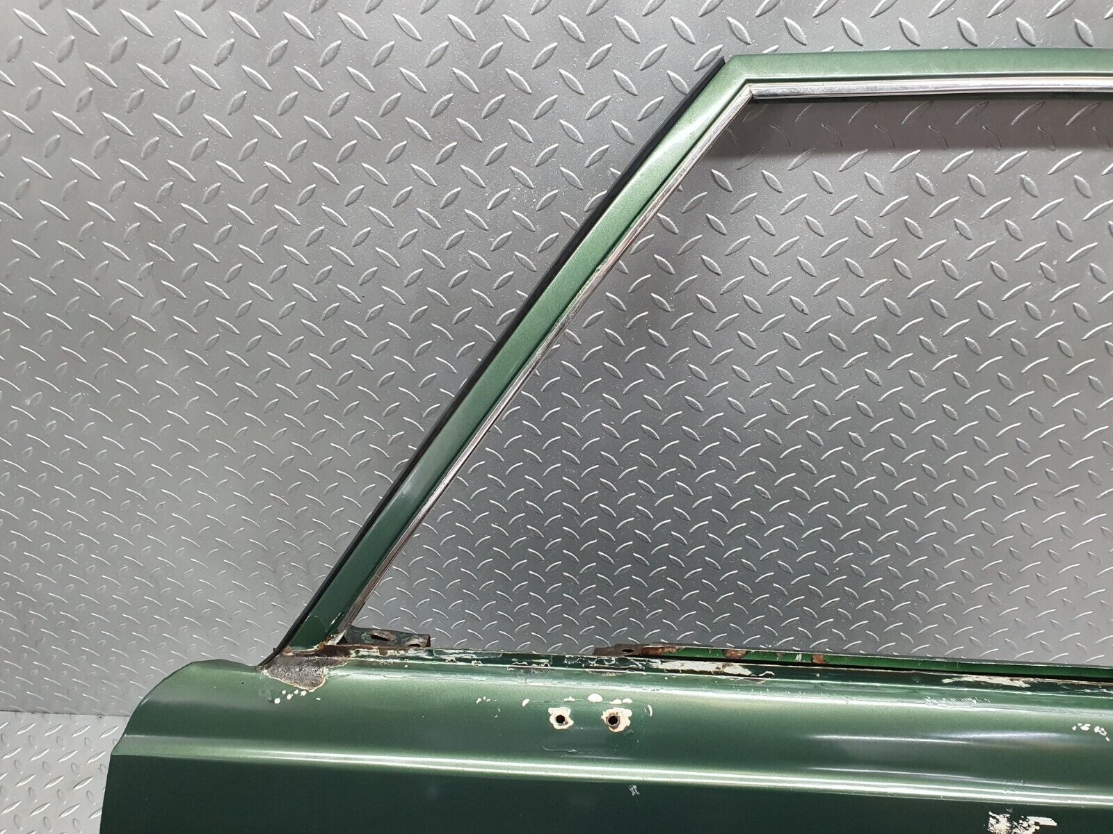 43426 Mercedes-Benz W108 280SE Front Left Door