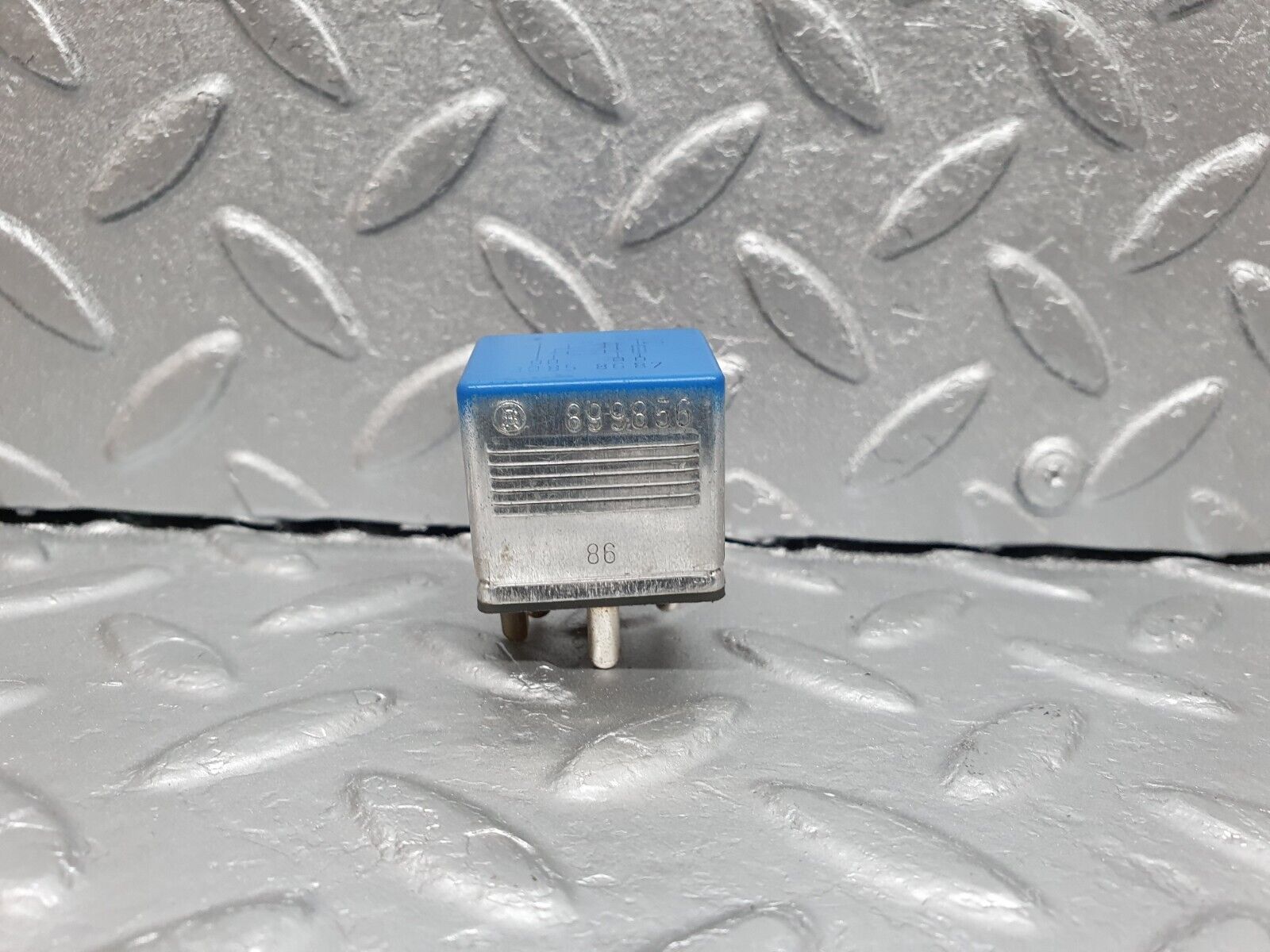 41641 Mercedes-Benz W124 200E Multi Purpose Relay 0015425919