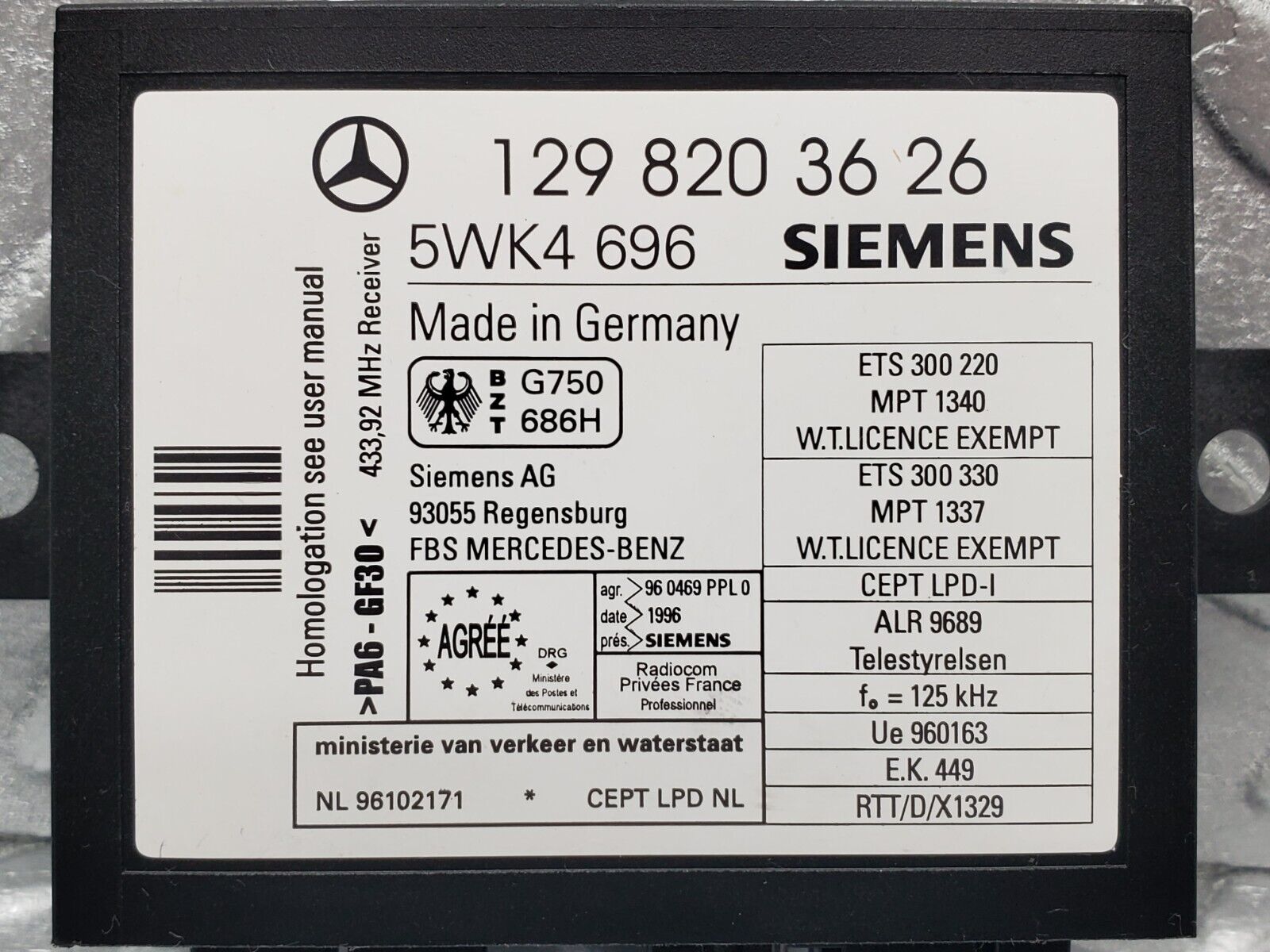 46825 Mercedes-Benz R129 320SL Coupe Immobiliser Control Unit Siemens 1298203626
