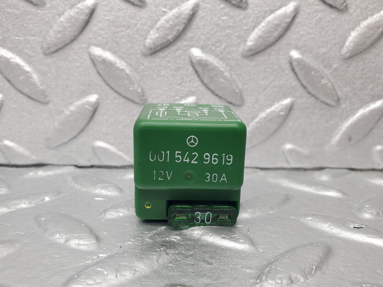 46914 Mercedes-Benz R129 320SL Coupe Overload Relay 0015429619