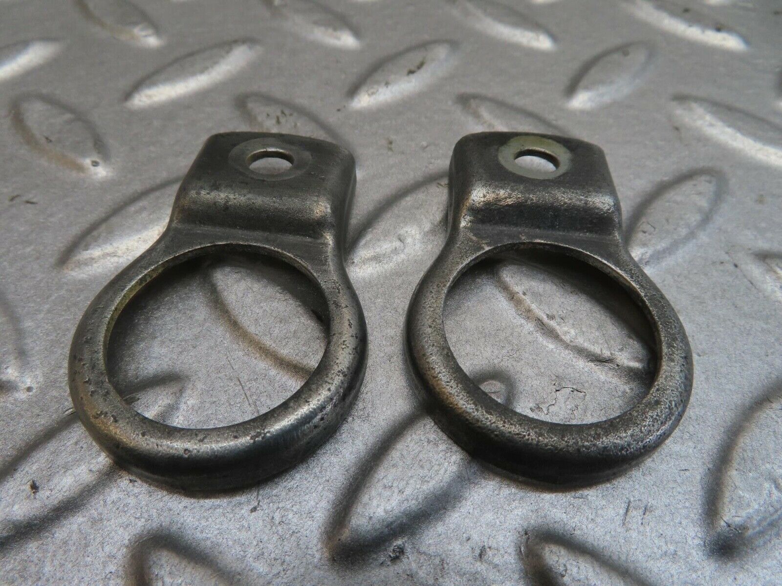 13757 Mercedes-Benz R107 450SL Fuel Injector Bracket