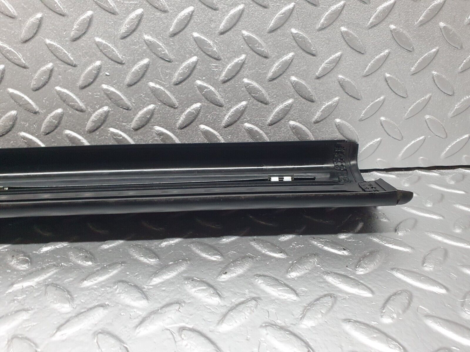 41776 Mercedes-Benz W202 C200 Front Left Door Sill Trim 2026800735