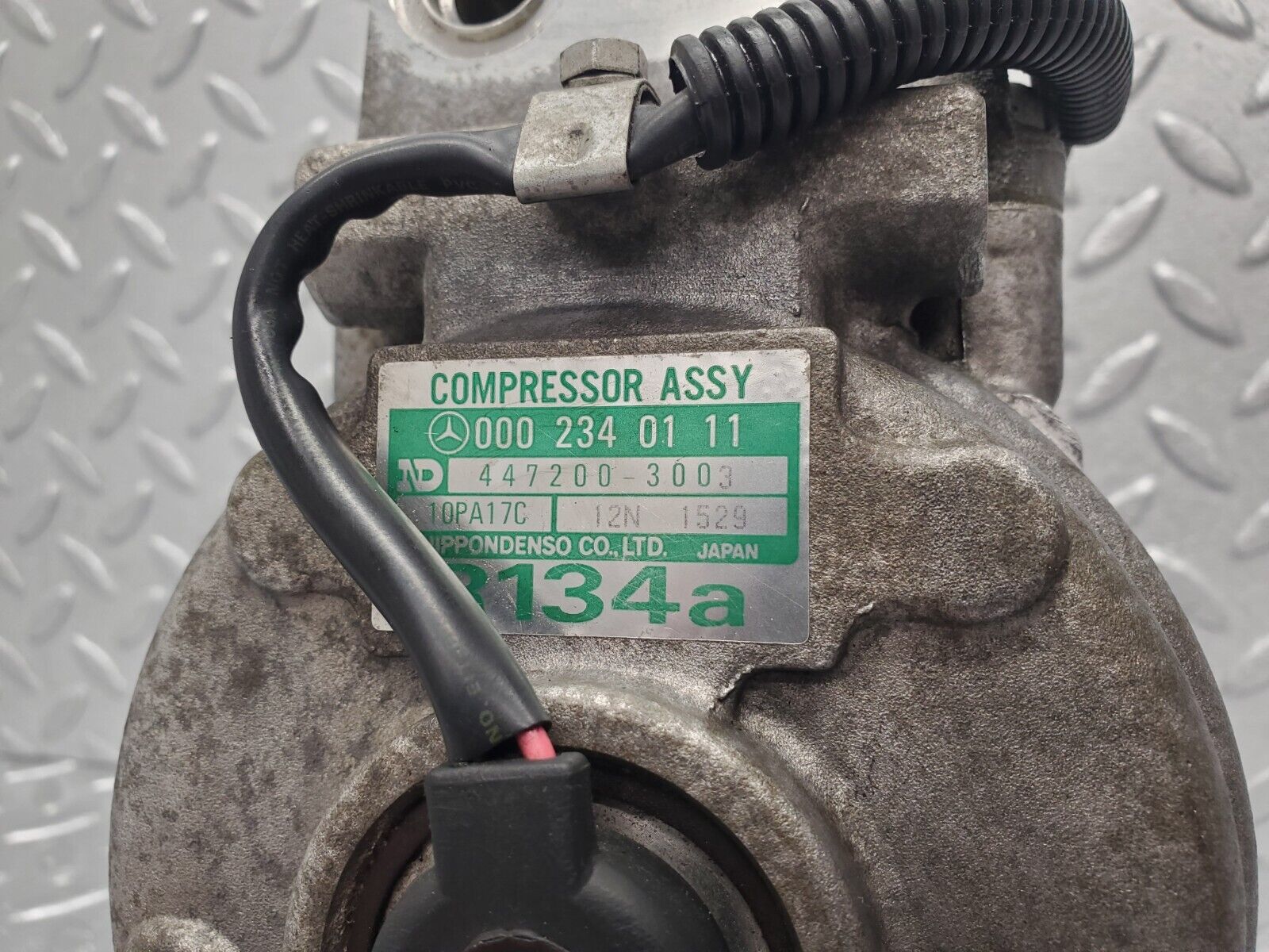 46163 Mercedes-Benz W124 280E Air Conditioning Compressor Denso 0002340111 0002344603 0002300511