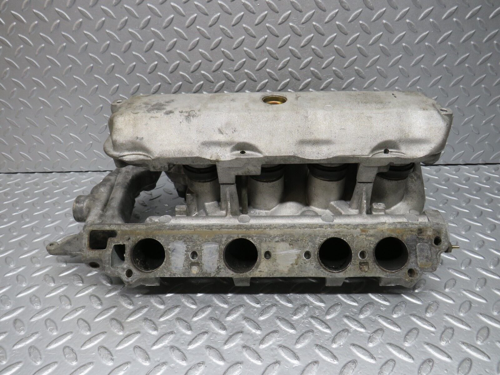 39292 Mercedes-Benz R107 500SL Air Intake Manifold 1171413401 1161415301