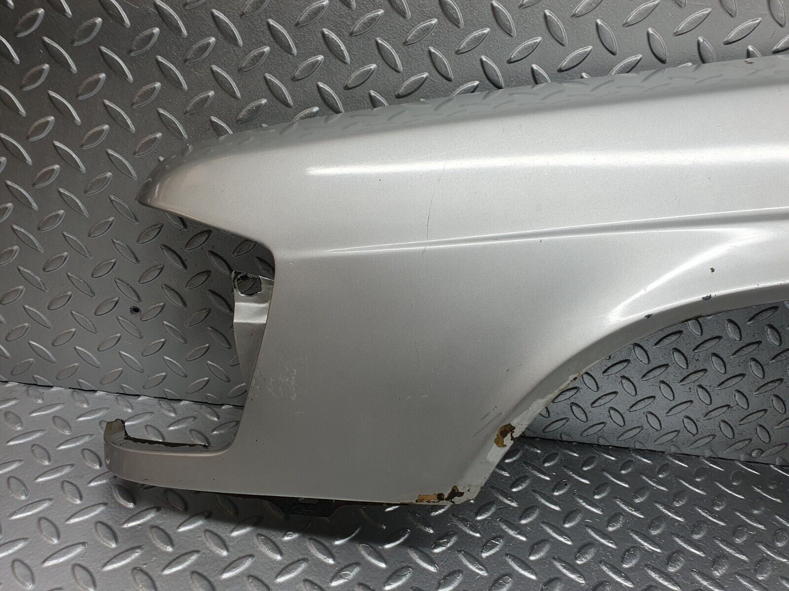 42876 Mercedes-Benz W201 190 2.0L Front Left Wing Fender