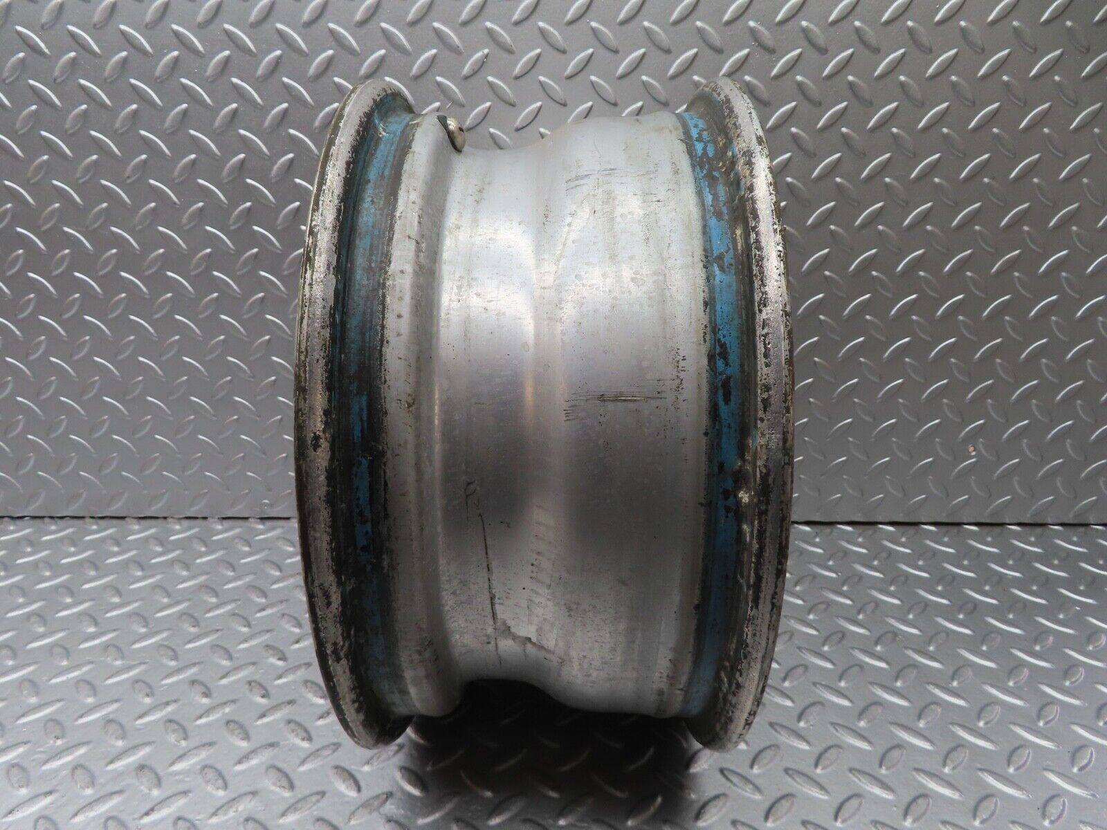 20211 Mercedes-Benz Alloy Wheel Mexican Hat 6.5Jx14H2 ET30 1084001002