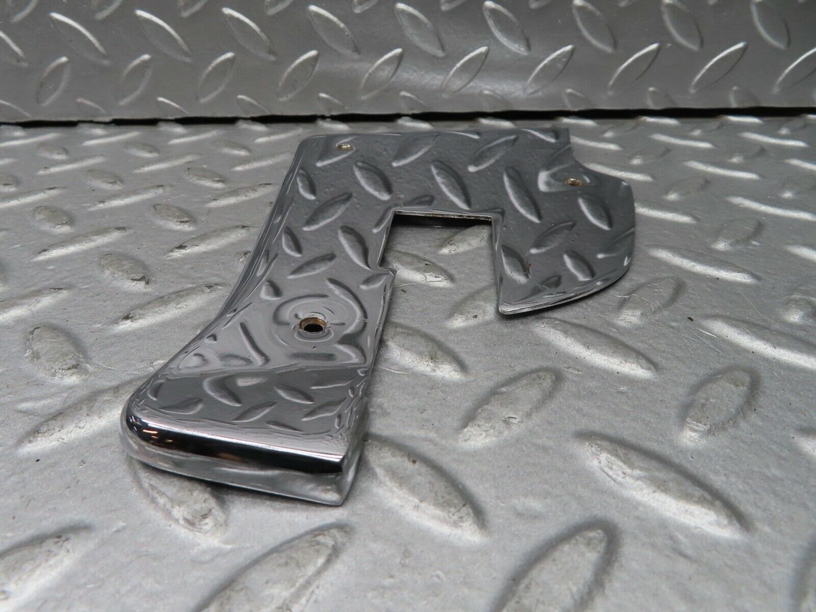 20514 Mercedes-Benz R107 450SL Left Door Chrome Cover