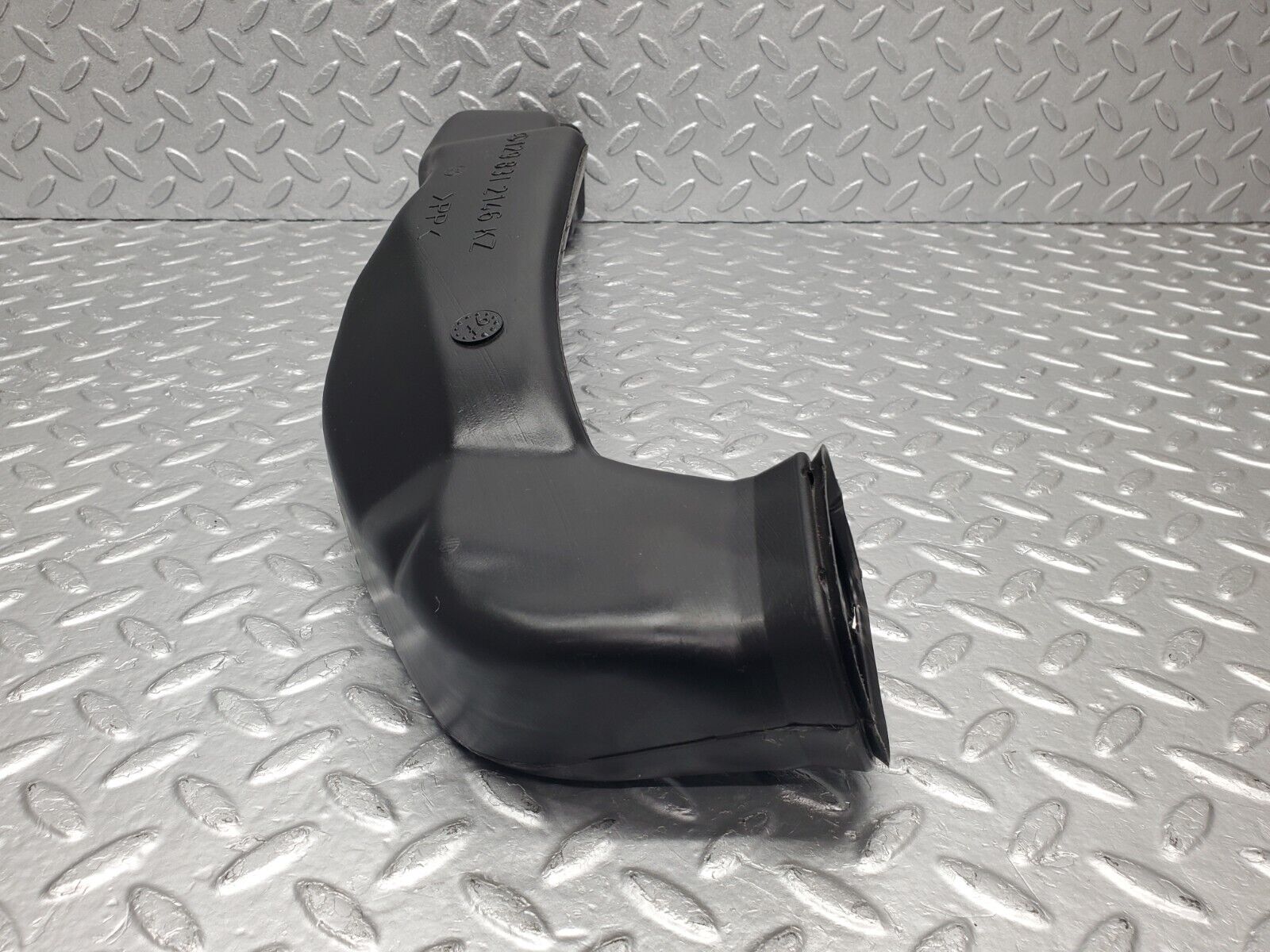 46881 Mercedes-Benz R129 320SL Coupe Air Vent Duct Left Side 1298312146