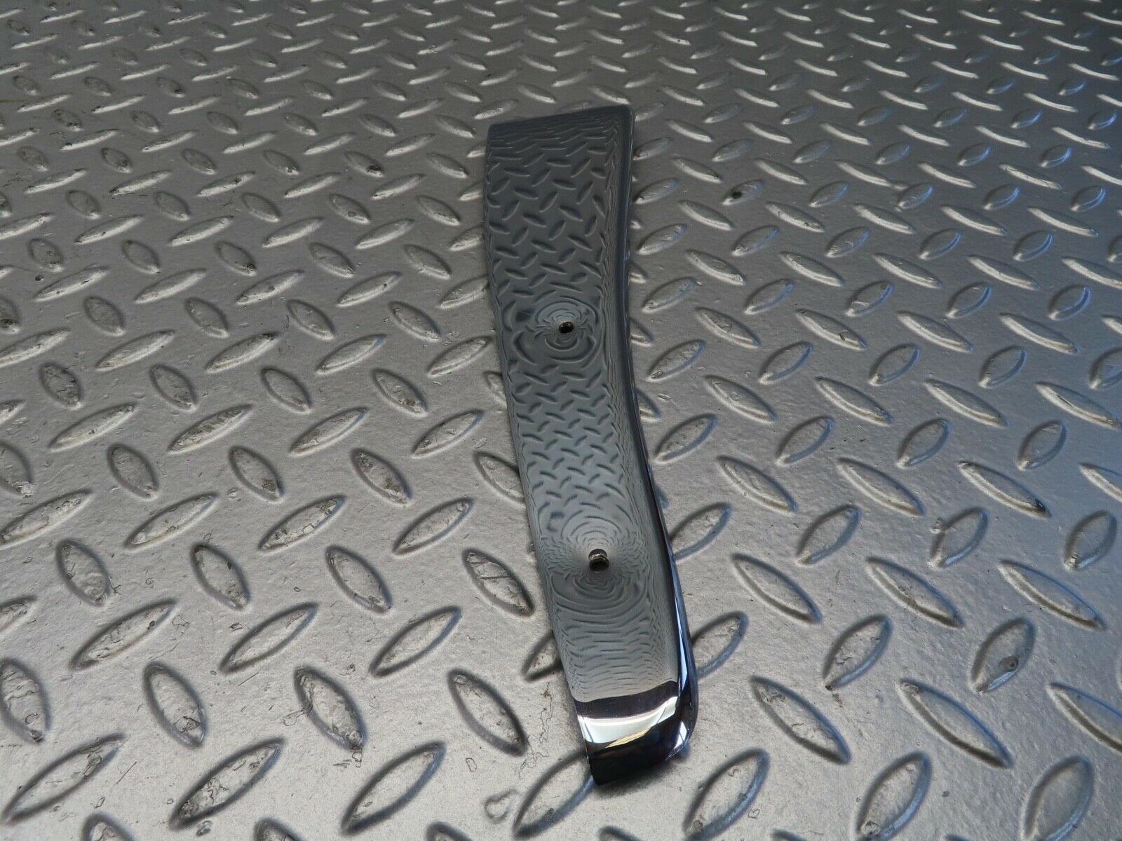 11657 Mercedes-Benz R107 450SL Left Door Chrome Cover