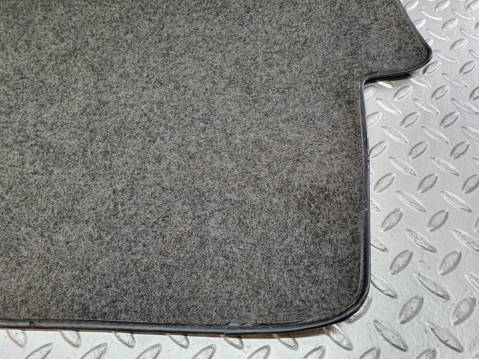 41716 Mercedes-Benz W124 200E Trunk Boot Floor Carpet