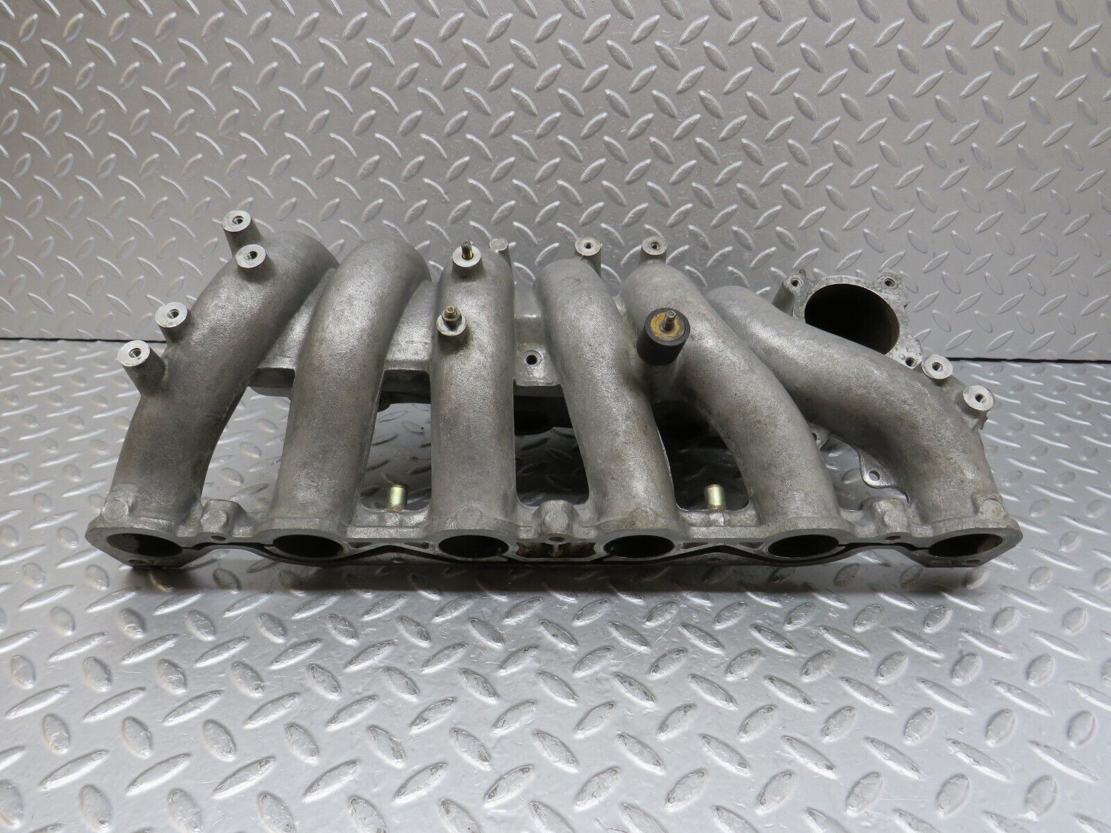 35635 Mercedes-Benz R107 280SL Intake Manifold 1101413701