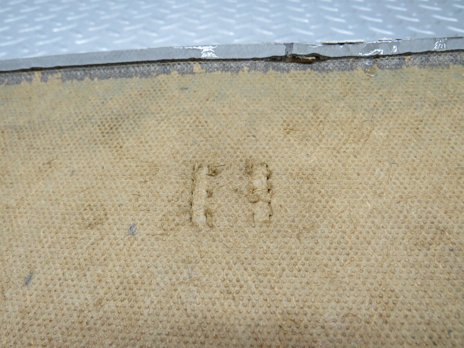 35959 Mercedes-Benz W126 420SE Headlining Roof Panel Rear Grey