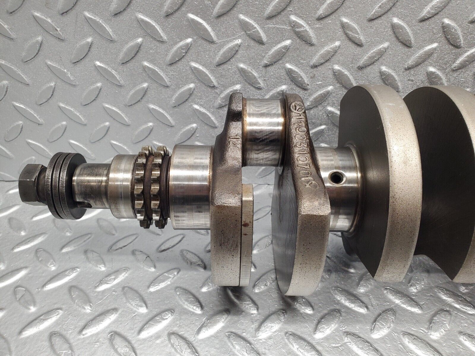 46722 Mercedes-Benz C123 280CE Coupe Crankshaft 1100310701