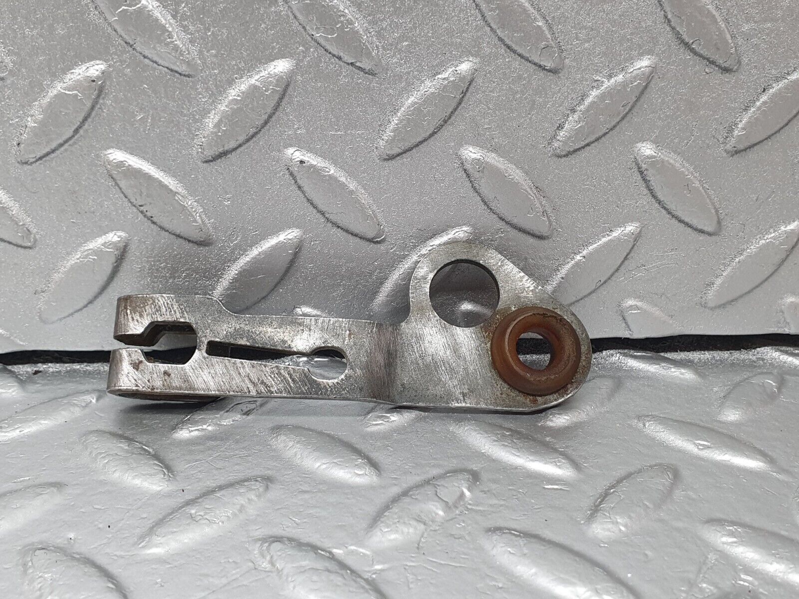 42640 Mercedes-Benz R129 320SL Coupe Automatic Gearbox Linkage Bracket