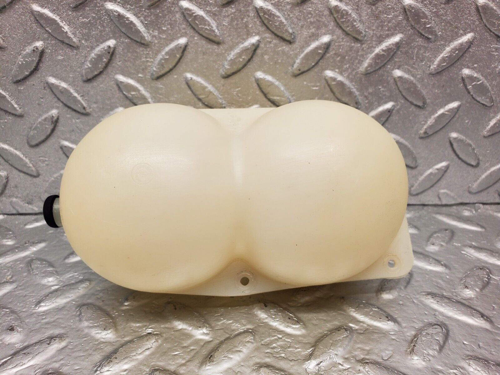 46478 Mercedes-Benz C123 280CE Coupe Vacuum Reservoir Tank