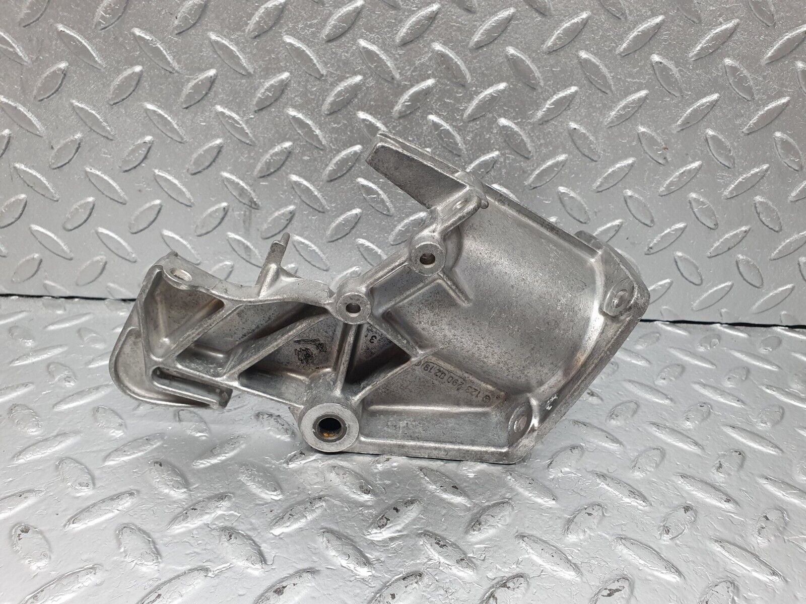 43918 Mercedes-Benz C123 230CE Coupe Brake Pedal Bracket 1232900219