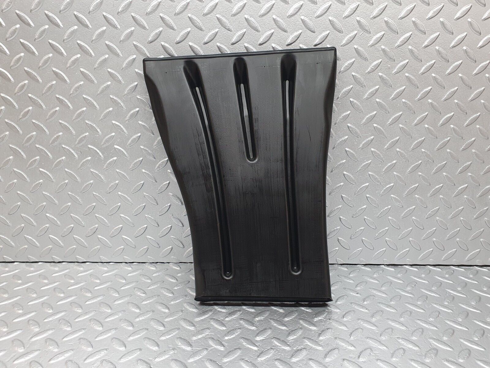 42084 Mercedes-Benz W202 C200 Rear Air Duct 2028310346