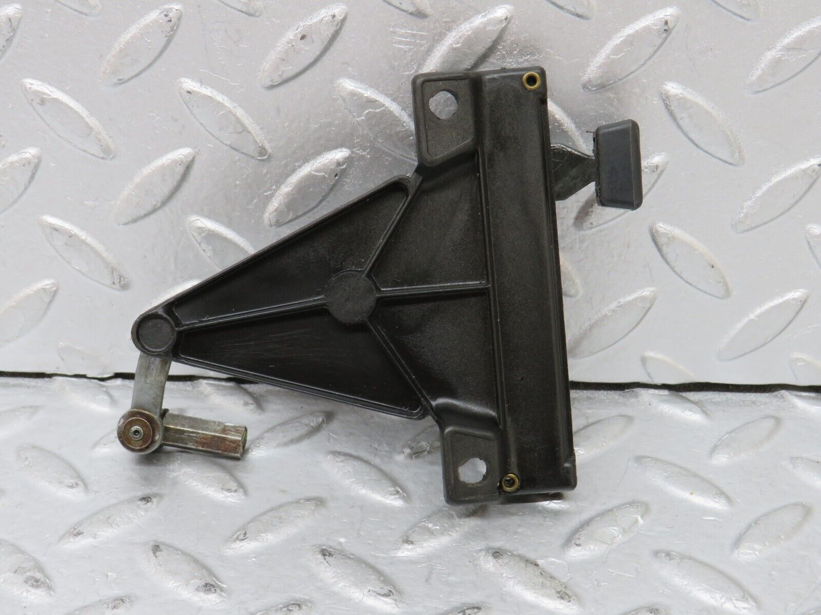 35541 Mercedes-Benz R107 280SL Air Vent Control Lever Centre