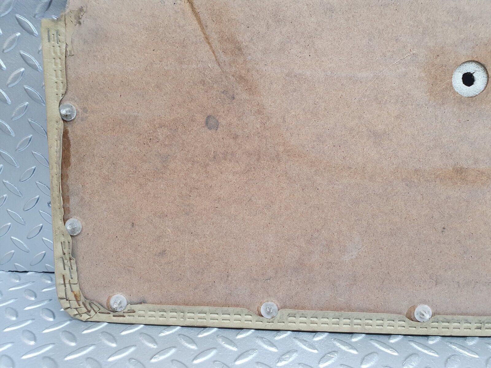 44049 Mercedes-Benz C123 230CE Coupe Right Door Card Beige