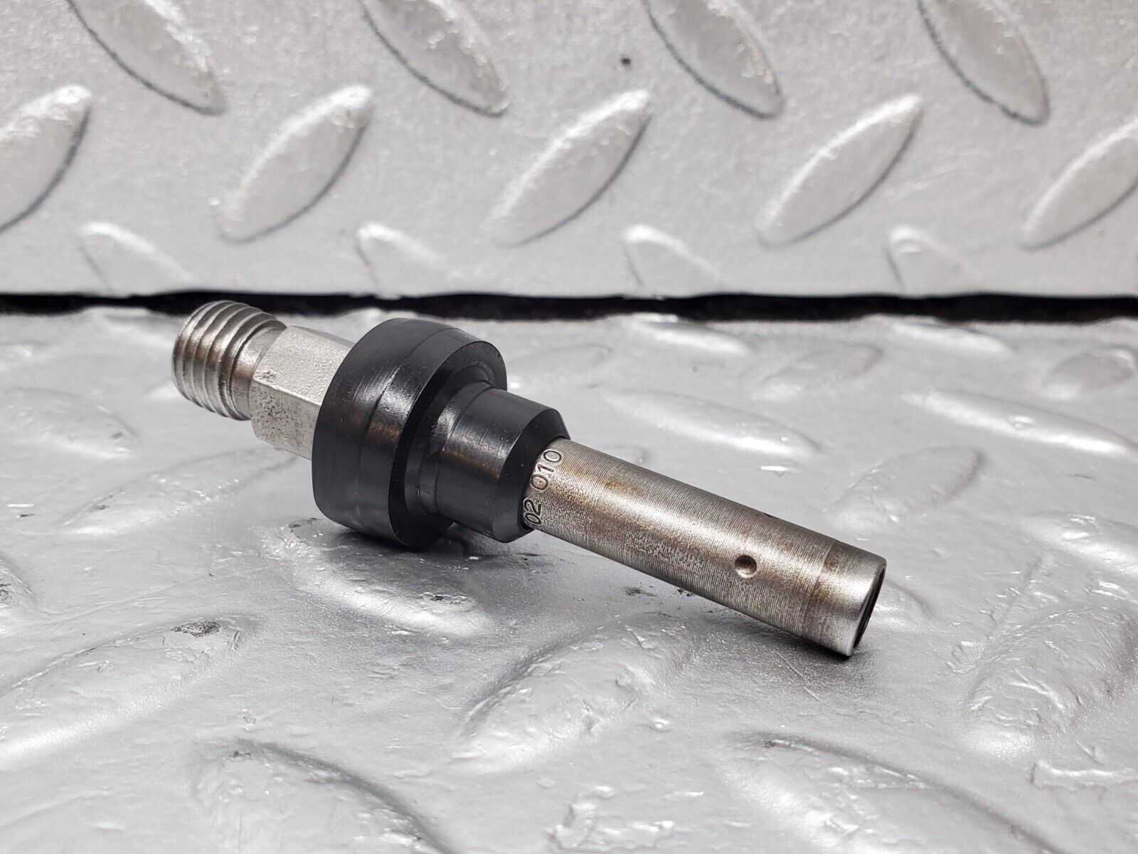 45461 Mercedes-Benz 280E M110.988 Fuel Injector Bosch 0437502010