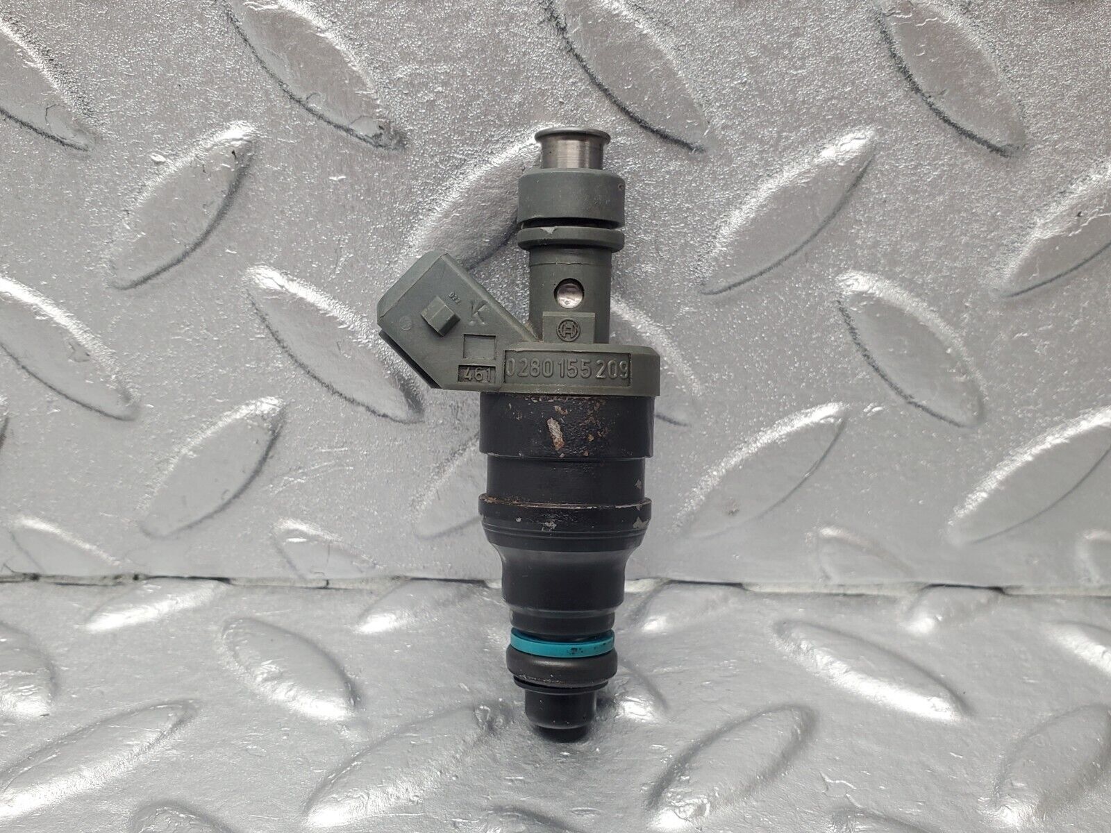 46240 Mercedes-Benz W124 280E Fuel Injector Bosch 0280155209 0000787323