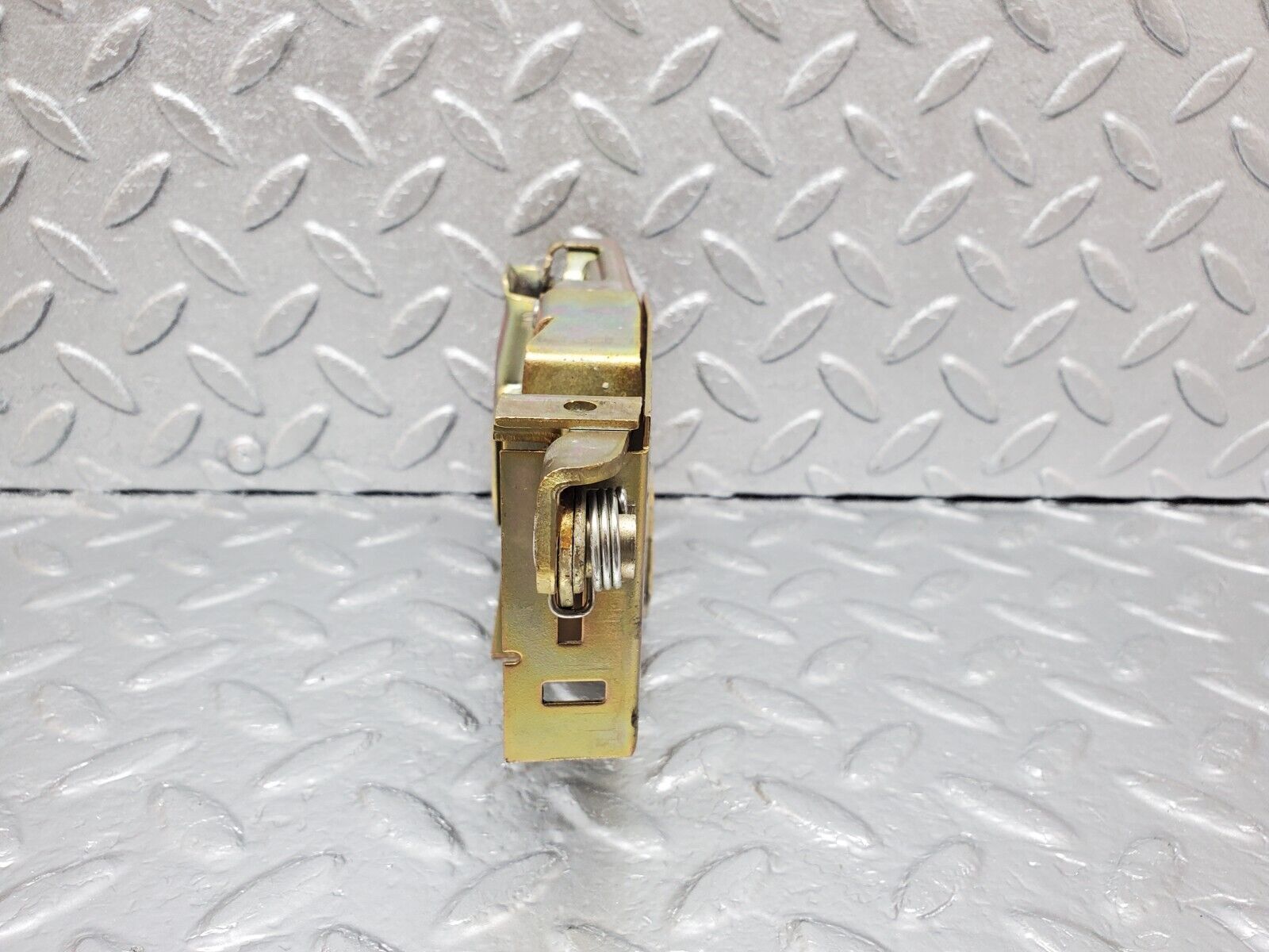 45638 Mercedes-Benz W126 420SE Trunk Lock