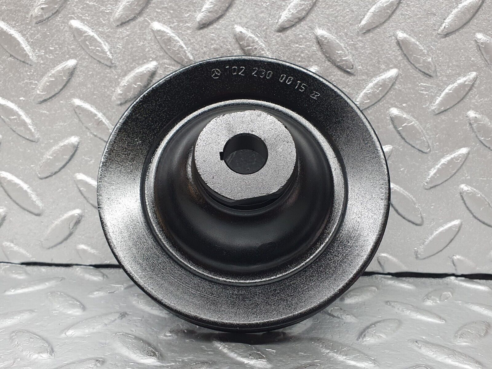 44214 Mercedes-Benz C123 230CE Coupe Power Steering Pump Pulley 1022300015