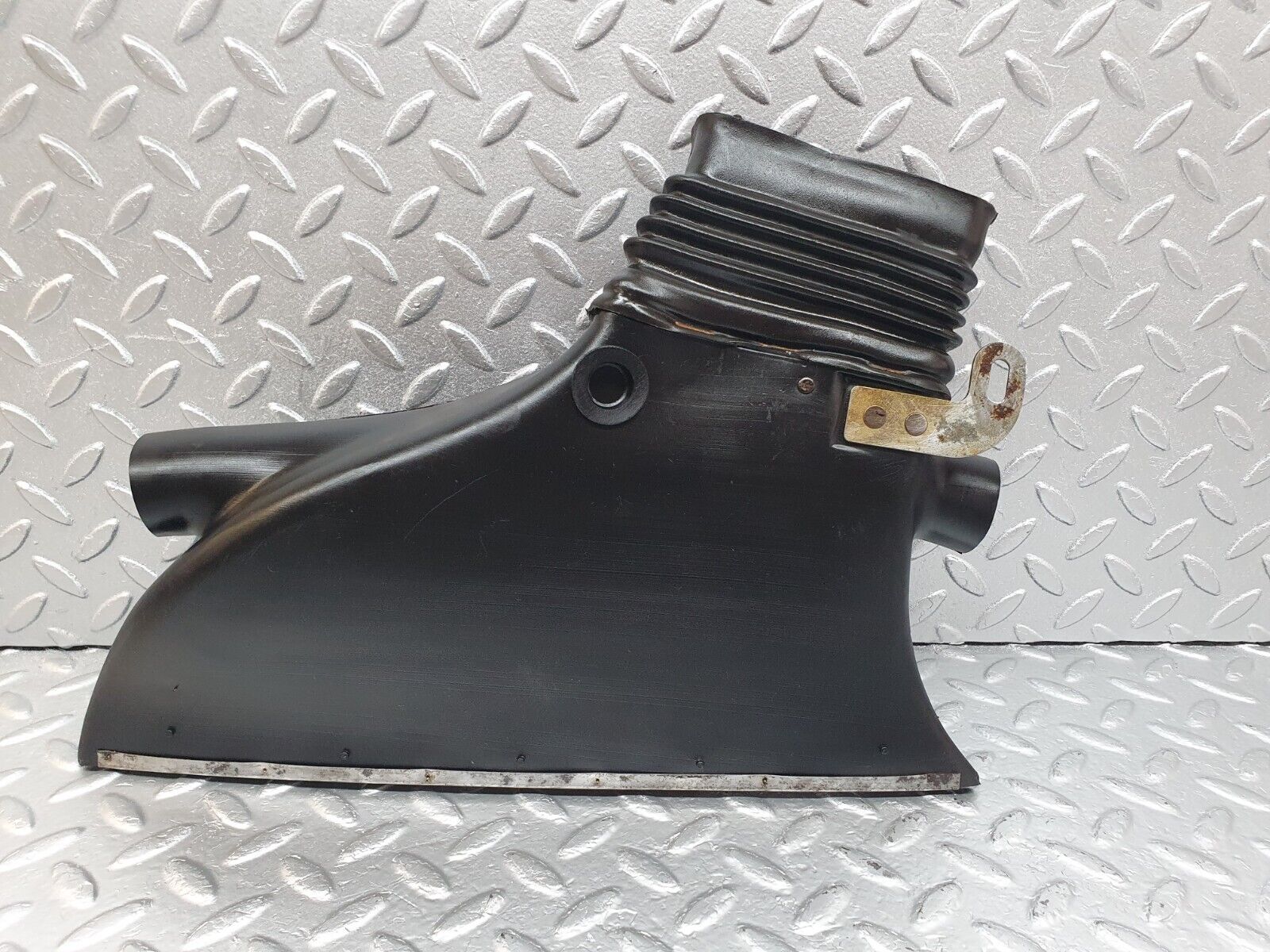 43294 Mercedes-Benz W108 280SE Dashboard Air Vent Duct Left Side 1088310788