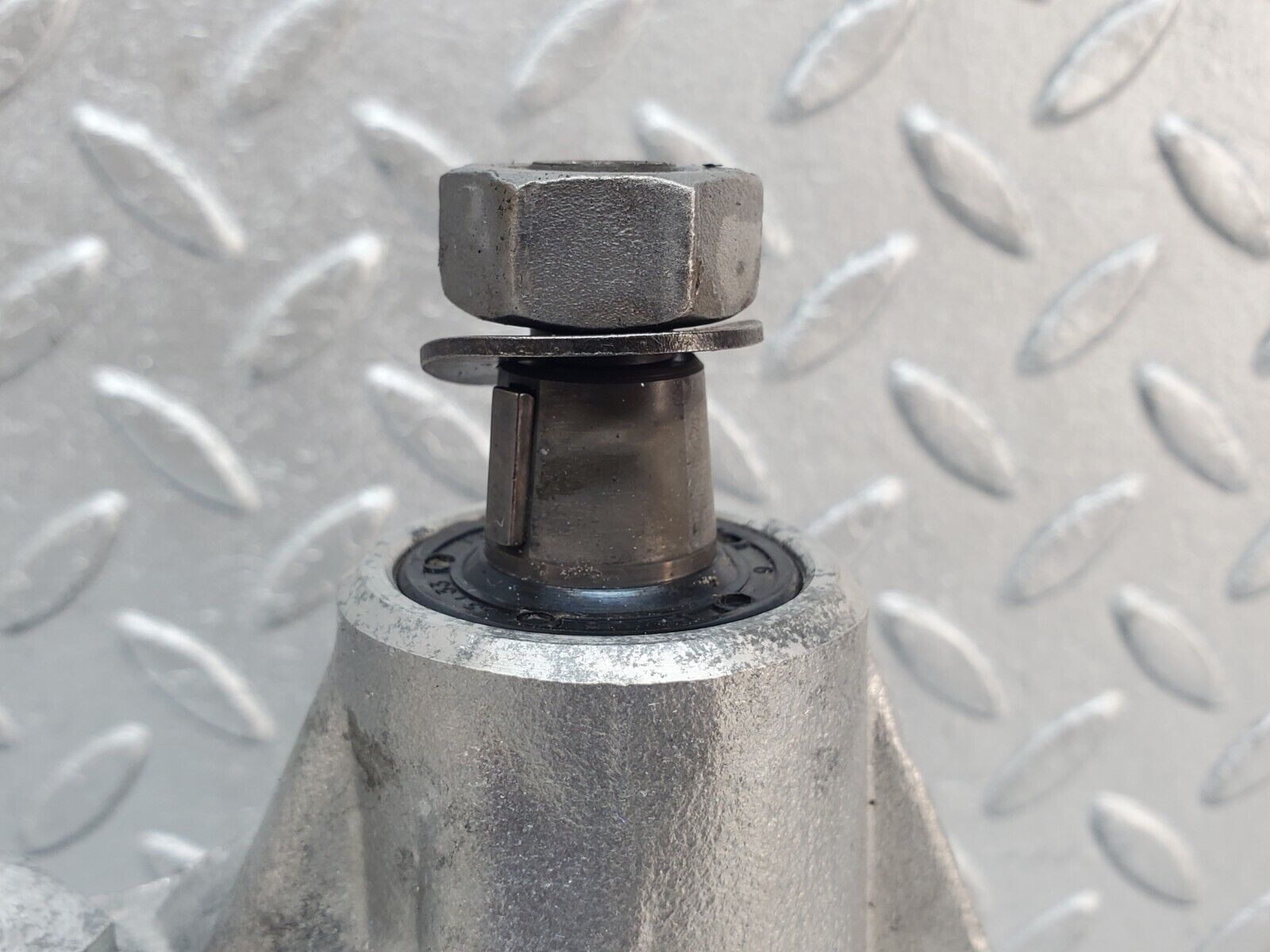 45424 Mercedes-Benz 280E M110.983 Power Steering Pump 1264601580