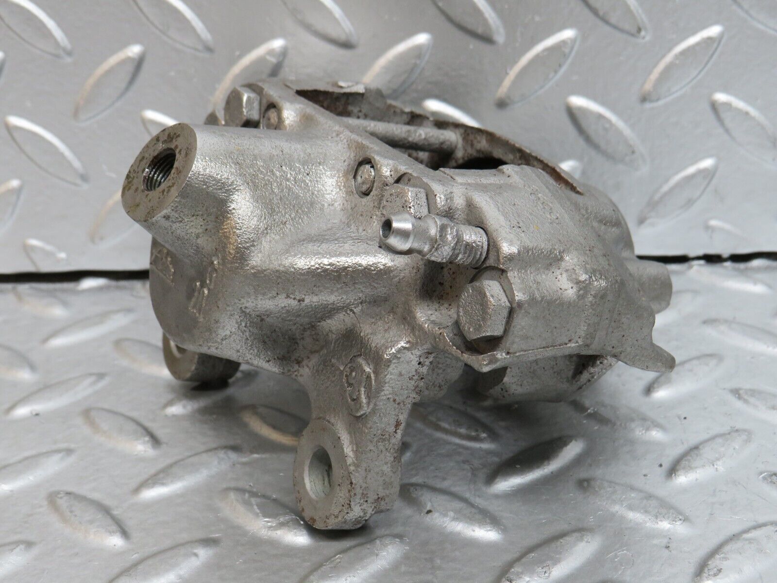 29512 Mercedes-Benz W124 230E Rear Left Brake Caliper Ate