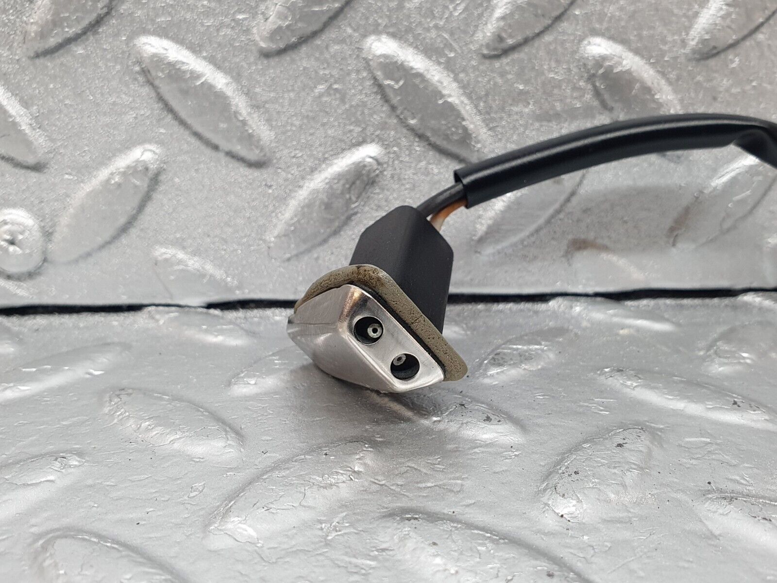 43570 Mercedes-Benz C126 380SEC Coupe Windscreen Washer Nozzle