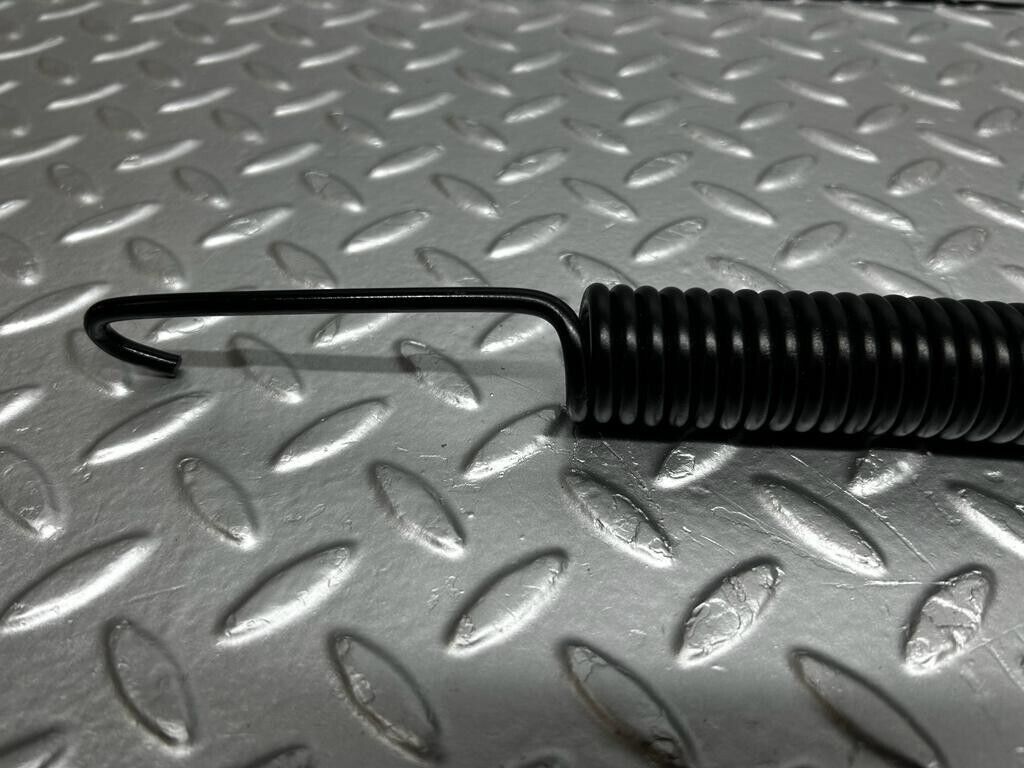 39977 Mercedes-Benz R107 350SL Bonnet Hinge Spring