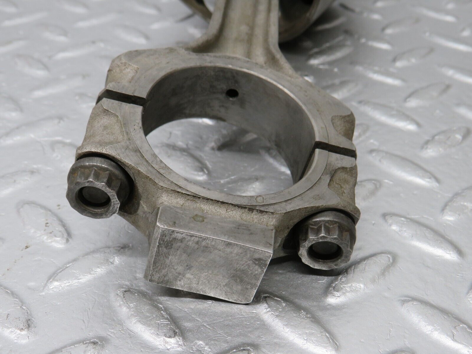 39302 Mercedes-Benz R107 500SL Piston With Connecting Rod 96,515mm