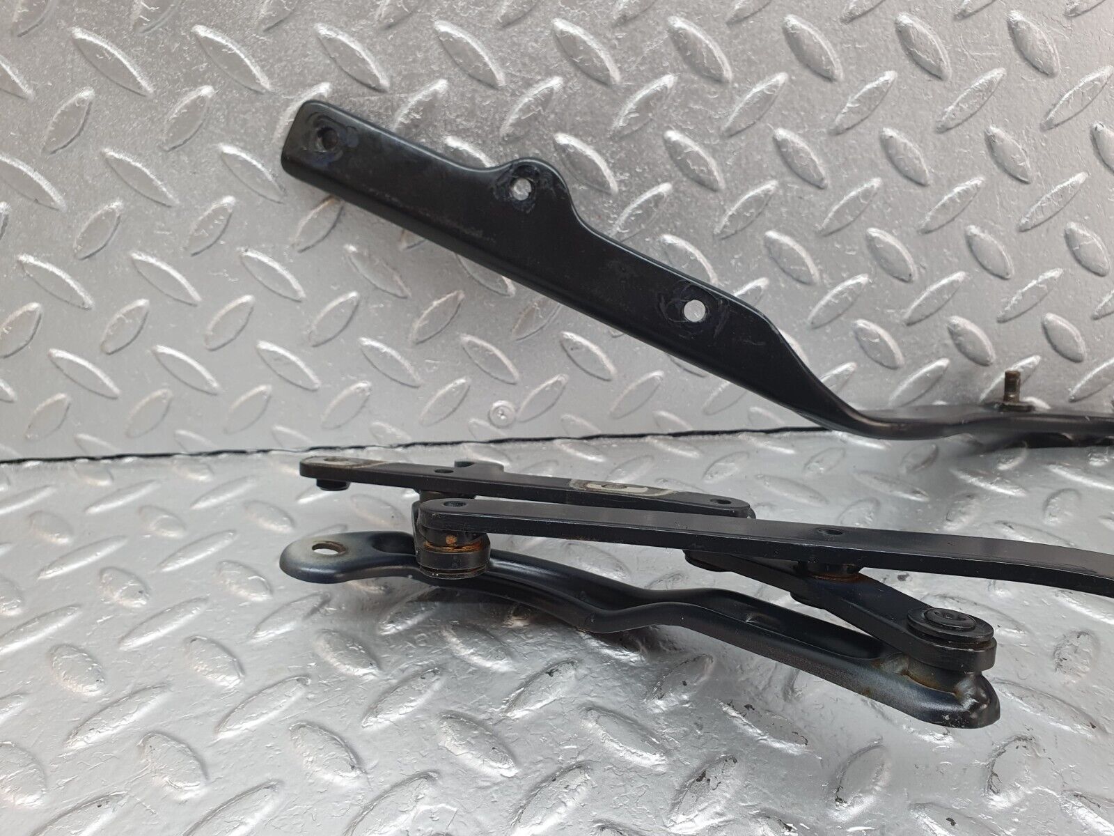 42490 Mercedes-Benz R129 320SL Coupe Trunk Boot Soft Top Hinge Right Side