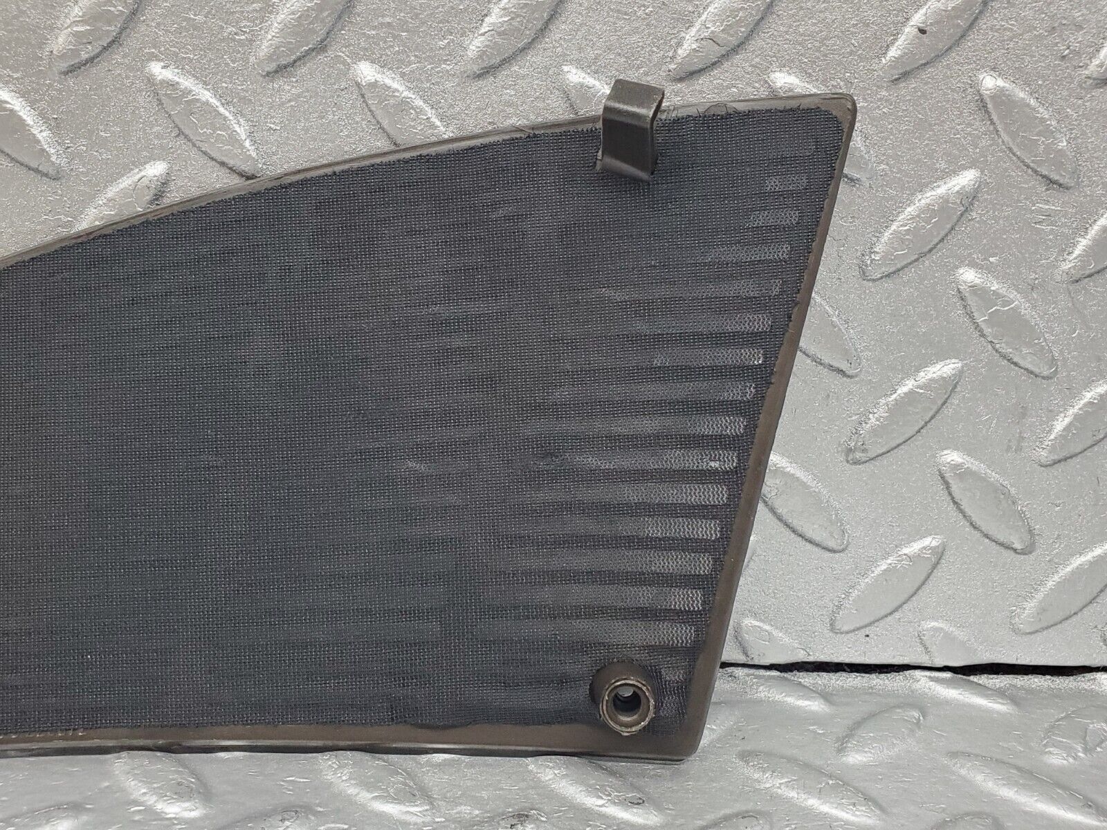 45957 Mercedes-Benz W126 420SE Dashboard Speaker Cover Right Side 1266806939