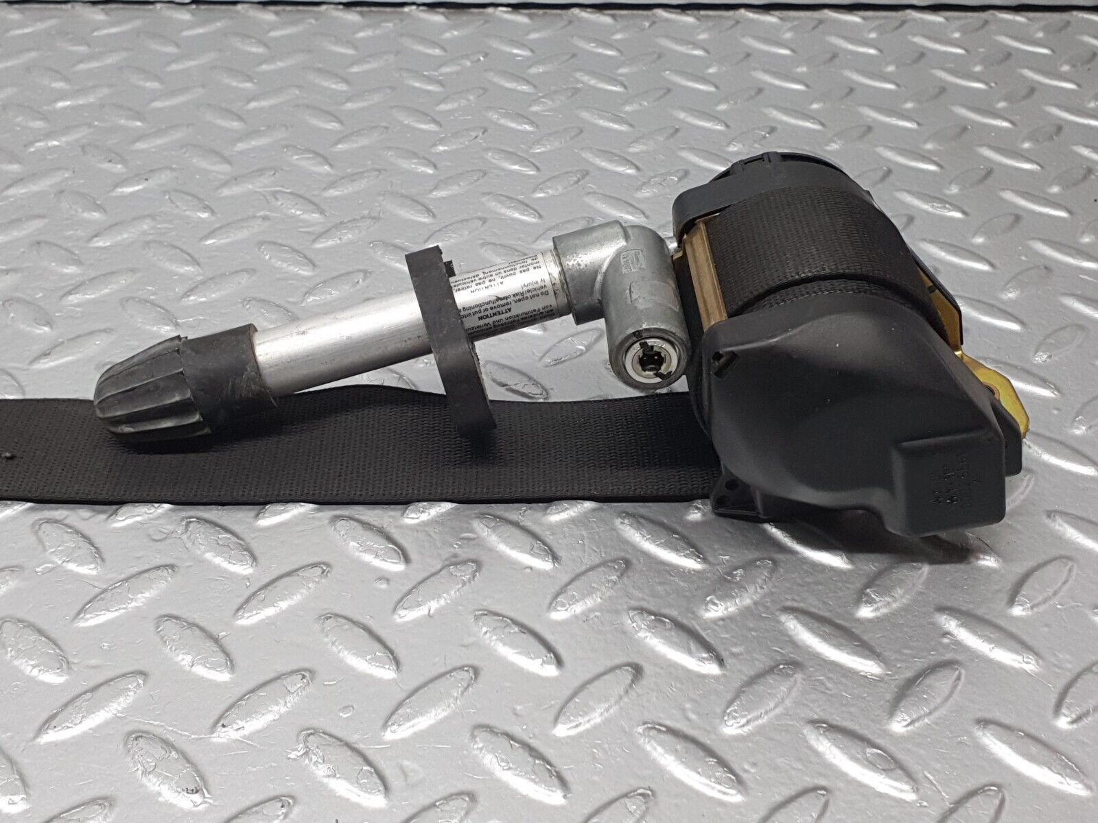 41695 Mercedes-Benz W124 200E Front Left Seat Belt With Buckle 1248603985 1268580011 1248600169