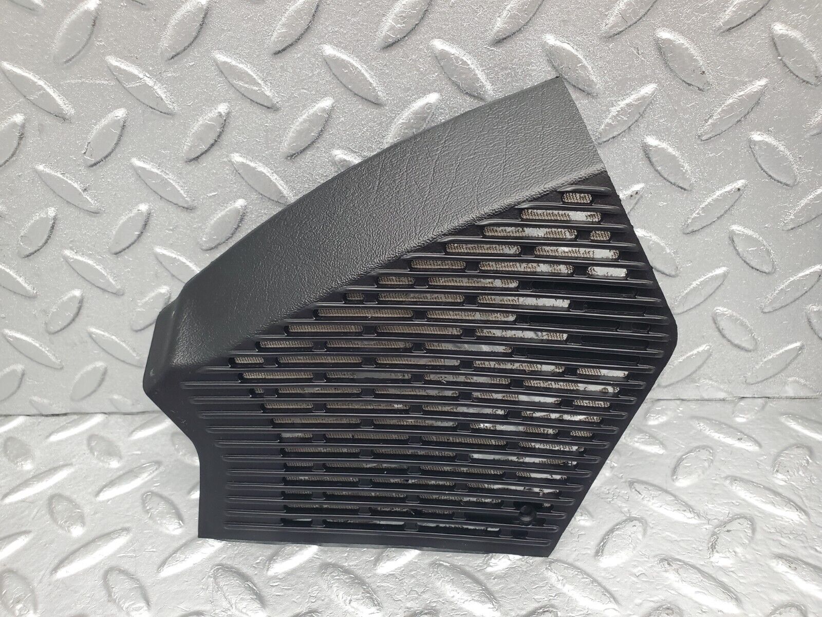 46363 Mercedes-Benz C123 280CE Coupe Dashboard Speaker Covers Black 1236802807 1236802707