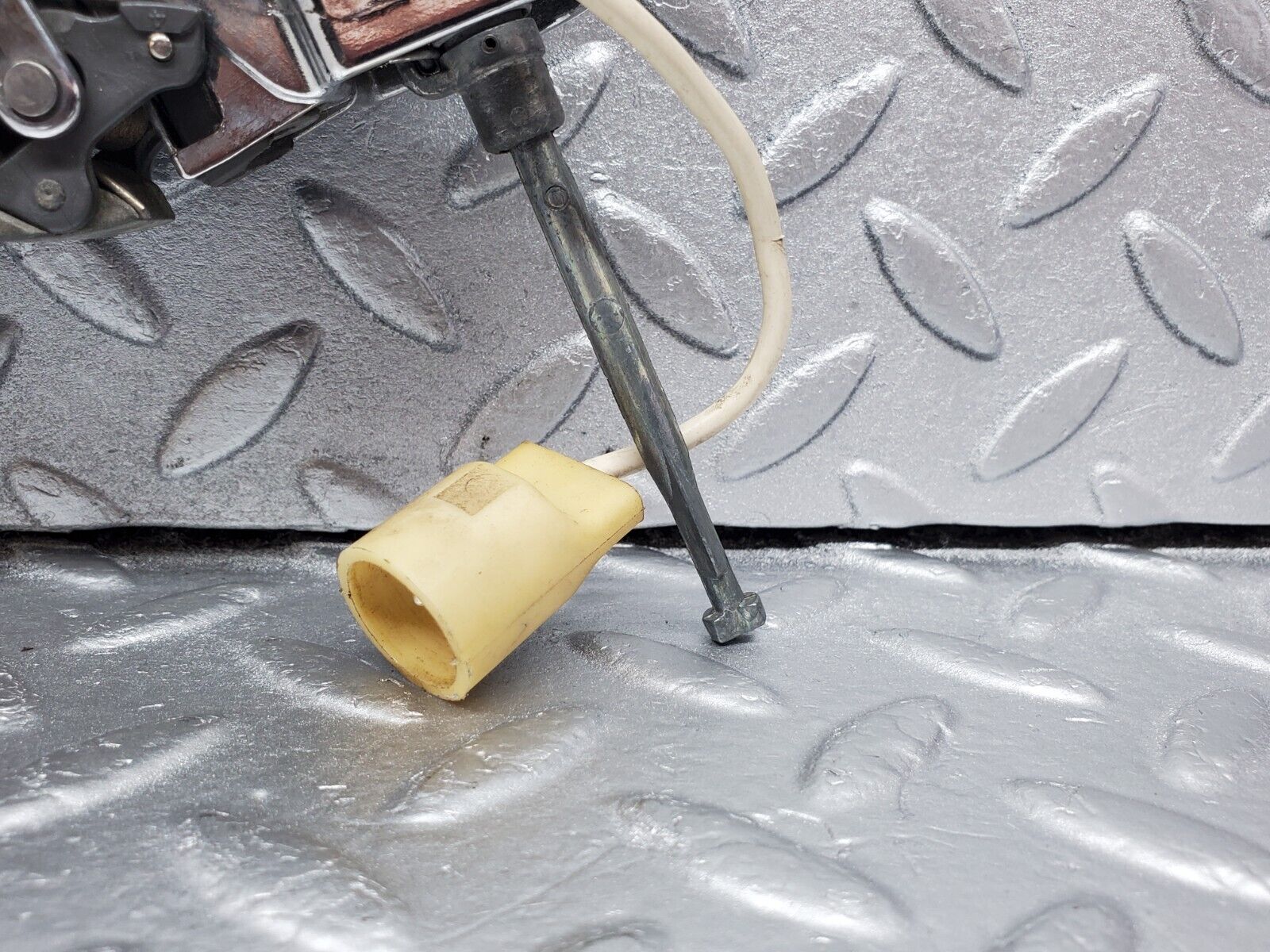 45645 Mercedes-Benz W126 420SE Front Right Door Exterior Handle No Key