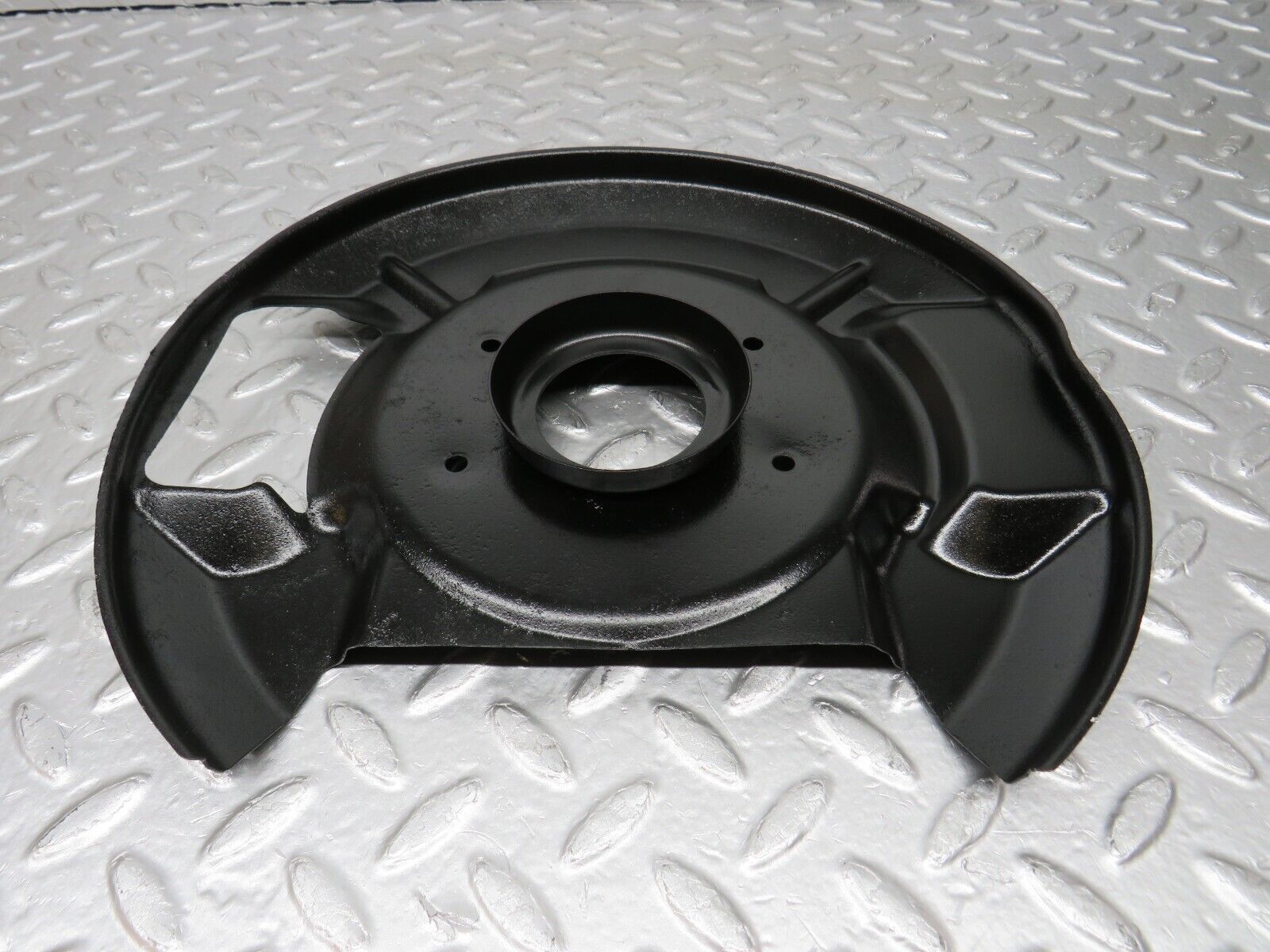 33010 Mercedes-Benz C107 R107 350 V8 Front Right Brake Disc Protection Plate