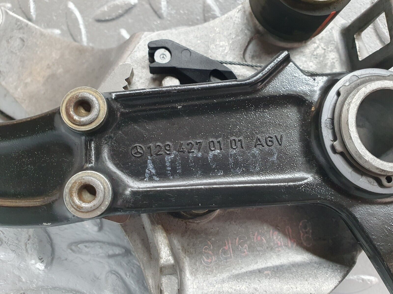 42203 Mercedes-Benz R129 320SL Coupe Parking Brake Pedal 1294270336 1294270101